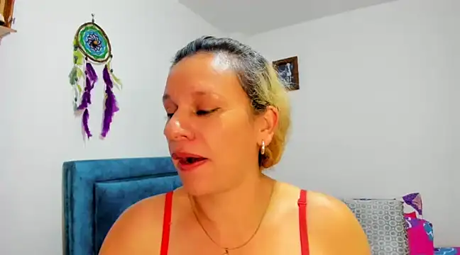 sofi saliva2511 online show from 02-28-25, 08:07