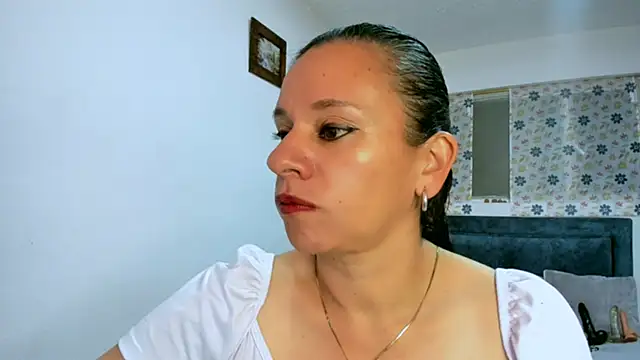 sofi saliva2511 online show from 09-14-25, 05:23