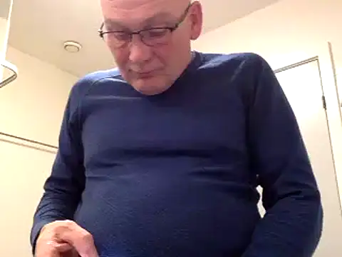 Snapshot of Parleg2 chatting on 02-27-26, 06:19 Parleg2 online show from 02-27-26, 06:19