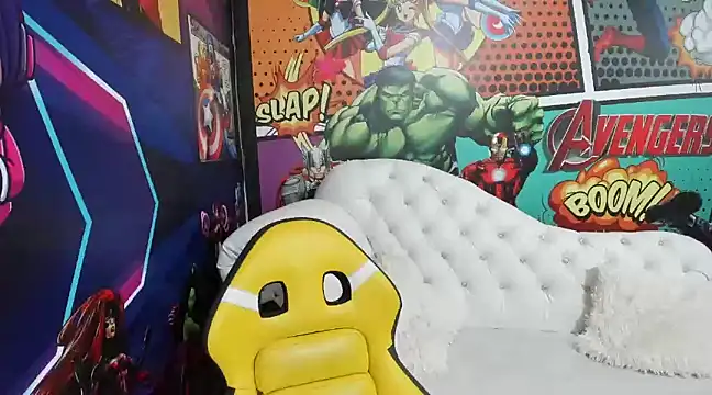 Snapshot of jisuscat chatting on 02-01-25, 06:40 jisuscat online show from 02-01-25, 06:40