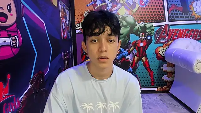 Snapshot of jisuscat chatting on 03-18-25, 06:59 jisuscat online show from 03-18-25, 06:59