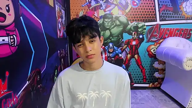 Snapshot of jisuscat chatting on 03-18-25, 10:04 jisuscat online show from 03-18-25, 10:04