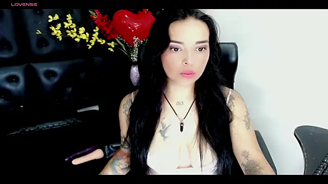 Carolaine01 online show from 02-17-25, 10:03