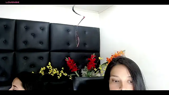 Carolaine01 online show from 02-24-25, 08:58