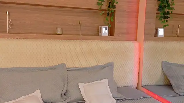 AbieHills online show from 11-14-25, 11:31