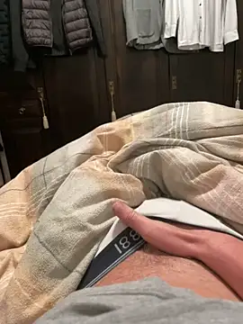 Snapshot of gamdschie49 chatting on 10-21-25, 07:14 gamdschie49 online show from 10-21-25, 07:14