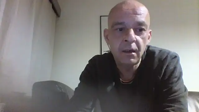 horndude187187 online show from 01-05-25, 12:20