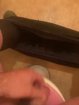 Snapshot of balint35 chatting on 10-03-25, 06:54 balint35 online show from 10-03-25, 06:54