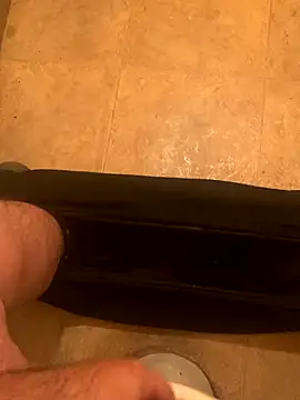 Snapshot of balint35 chatting on 10-05-25, 05:50 balint35 online show from 10-05-25, 05:50