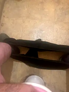 Snapshot of balint35 chatting on 11-21-25, 08:40 balint35 online show from 11-21-25, 08:40