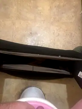 Snapshot of balint35 chatting on 12-14-25, 09:14 balint35 online show from 12-14-25, 09:14