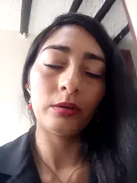 BELLA--26 online show from 01-14-25, 05:12