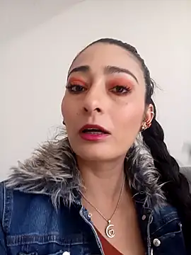 BELLA--26 online show from 01-23-25, 02:17