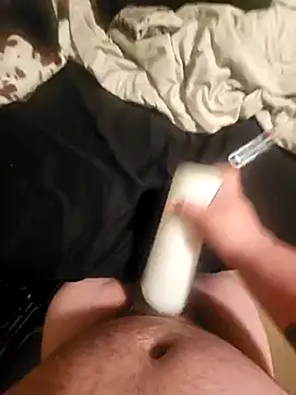 Snapshot of thickdaddy10 chatting on 03-14-25, 07:23 thickdaddy10 online show from 03-14-25, 07:23