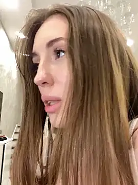 Snapshot of Evelyn_Mooree chatting on 01-06-25, 02:15 Evelyn Mooree online show from 01-06-25, 02:15