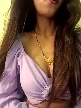 Snapshot of Stripper_Maahi chatting on 03-01-25, 08:23 Stripper Maahi online show from 03-01-25, 08:23