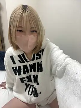 Hikaru-chan online show from 03-02-25, 10:16