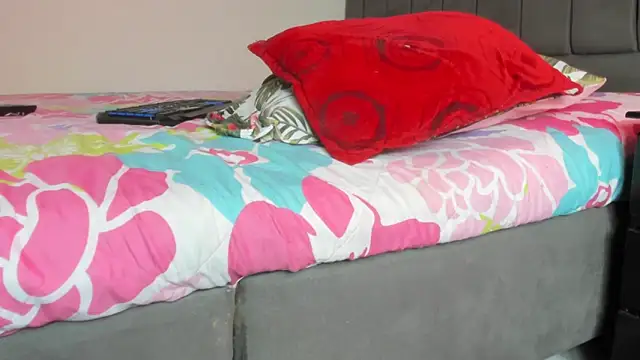 crazyangelita65 online show from 01-07-25, 09:03