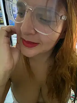 Snapshot of AliceRuivinha2 chatting on 01-24-25, 09:26 AliceRuivinha2 online show from 01-24-25, 09:26