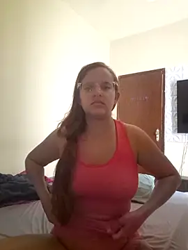 AliceRuivinha2 online show from 10-19-25, 01:01