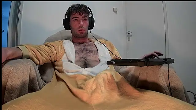 onesieboyx online show from 01-14-25, 12:14