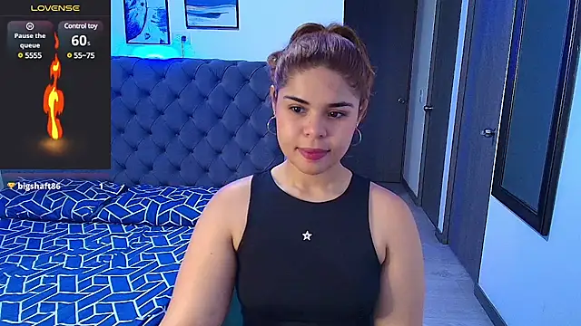 stellaallen24 online show from 03-18-25, 12:27