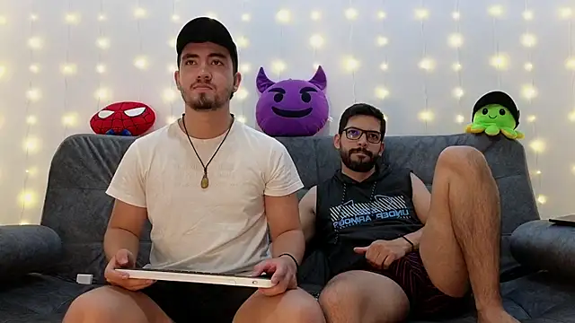 ErickBrant online show from 03-11-25, 01:16