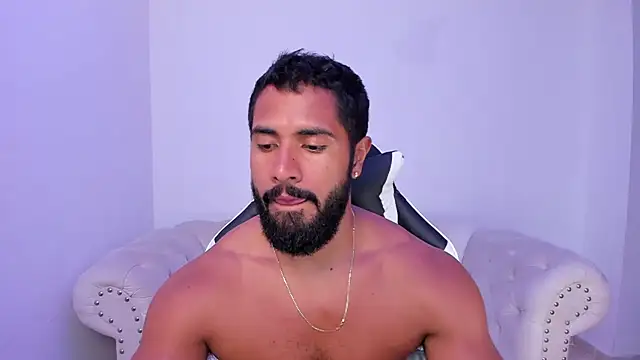 Santiago huntt online show from 10-17-25, 10:45