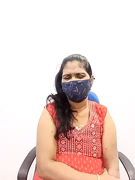 Snapshot of Lucky-Deepthi chatting on 02-16-25, 06:21 Lucky-Deepthi online show from 02-16-25, 06:21