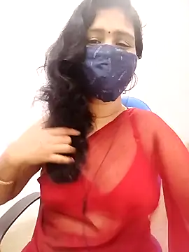 Snapshot of Lucky-Deepthi chatting on 03-20-25, 12:08 Lucky-Deepthi online show from 03-20-25, 12:08
