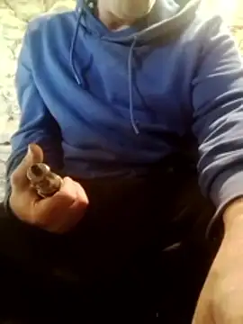 aigledauphin online show from 10-28-25, 01:25