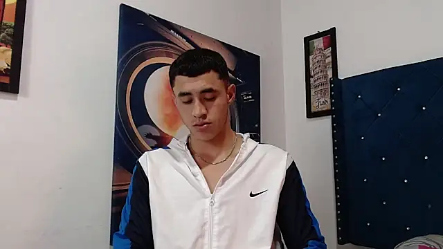 Cris steban1 online show from 03-04-26, 10:16