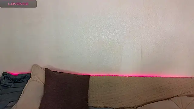 emilytrays online show from 11-13-25, 04:44