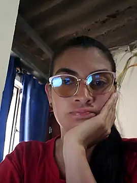 Snapshot of blue_and_whithe chatting on 03-30-26, 08:10 blue and whithe online show from 03-30-26, 08:10