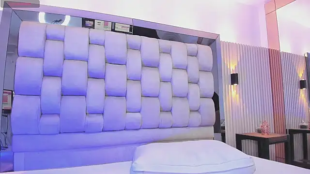 ashlyn parker online show from 01-10-25, 01:32