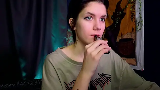 Hyeon Jin online show from 01-05-25, 01:24