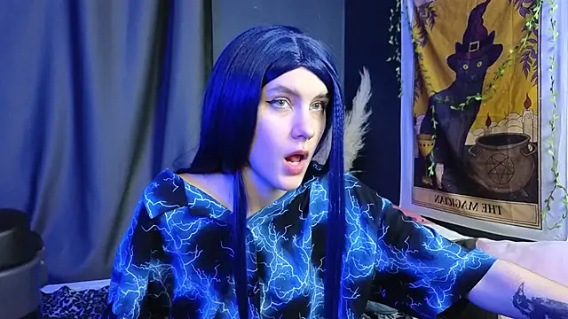 Hyeon Jin online show from 02-07-25, 12:20