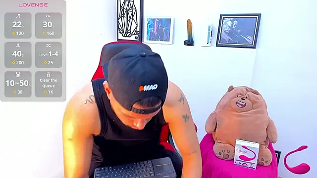 EnriquevillaF online show from 01-10-25, 04:09