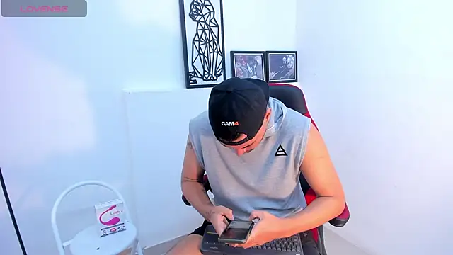 EnriquevillaF online show from 01-15-25, 05:47