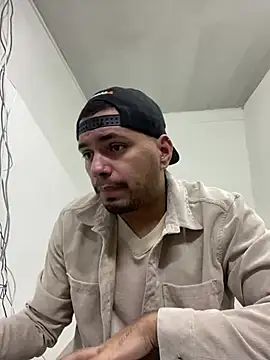 EnriquevillaF online show from 01-18-25, 08:09