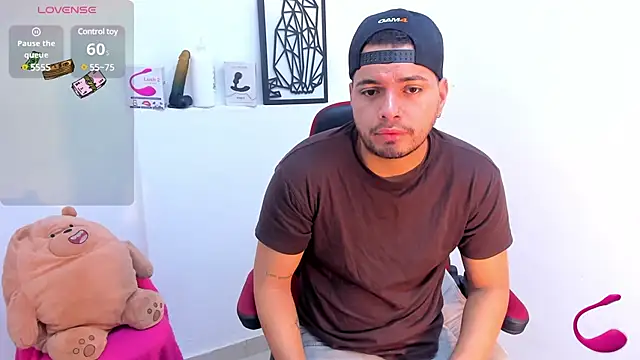 EnriquevillaF online show from 01-19-25, 01:44