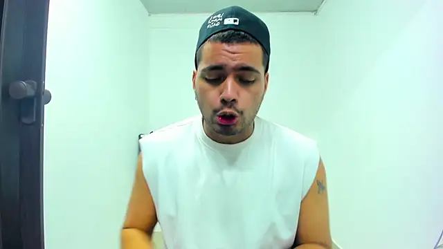 EnriquevillaF online show from 02-05-25, 08:57