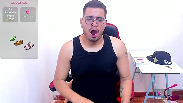 EnriquevillaF online show from 02-06-25, 02:04