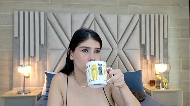 MilaRux online show from 03-14-25, 03:58