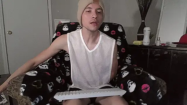 azzel19 online show from 01-28-25, 01:08