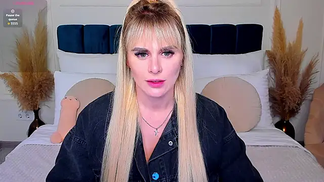 LiluDav online show from 02-03-26, 01:49