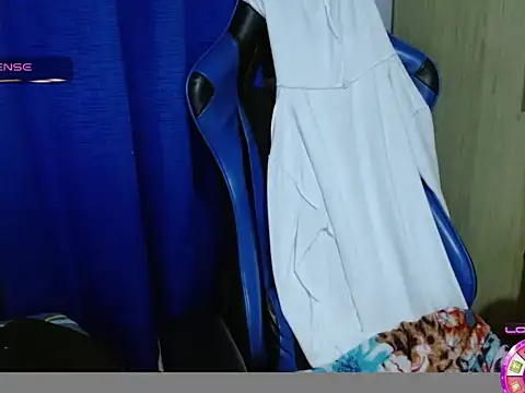 Danielagomez33 online show from 02-16-26, 12:18