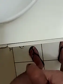 Snapshot of curtindo-muito82 chatting on 01-07-25, 11:48 curtindo-muito82 online show from 01-07-25, 11:48