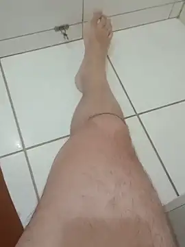 Snapshot of curtindo-muito82 chatting on 03-20-25, 11:45 curtindo-muito82 online show from 03-20-25, 11:45