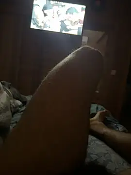 Snapshot of ferdi190 chatting on 11-21-25, 05:39 ferdi190 online show from 11-21-25, 05:39